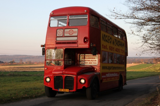 Zabytkowy Angielski Piętrowy Autobus AEC-RM "Routemaster" Sprzeda