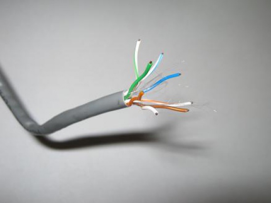 Skup kabli elektrycznych , skrętki komputerowej